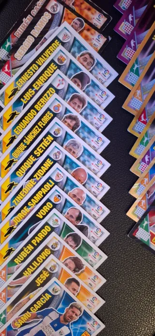 Cromos Adrenalyn 16-17