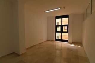 Oficina en alquiler en Arenales - Lugo - Avenida Marítima en Palmas de Gran Canaria(Las)