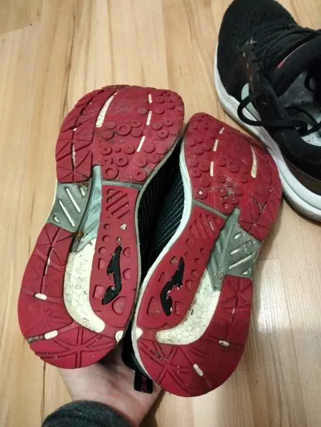 Lote 2 pares zapatillas Joma y Nike T38/38.5