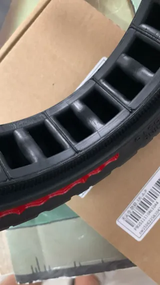 Rueda blindada patiente electrico 8.5x2