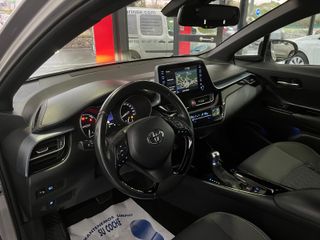 TOYOTA C-HR 1.8 HIBRIDO
