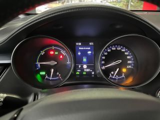 TOYOTA C-HR 1.8 HIBRIDO