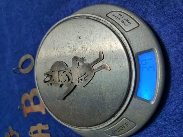 Figuras y letras en Plata Maciza