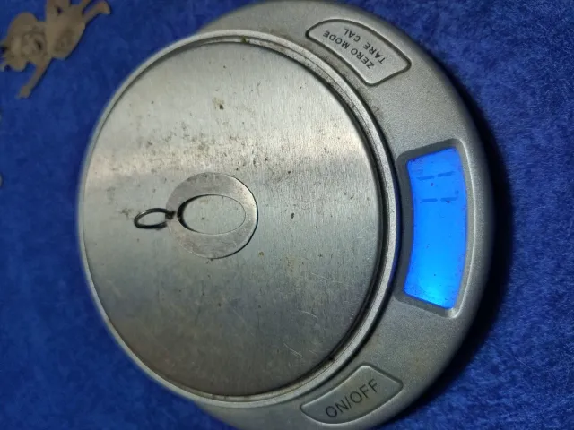 Figuras y letras en Plata Maciza