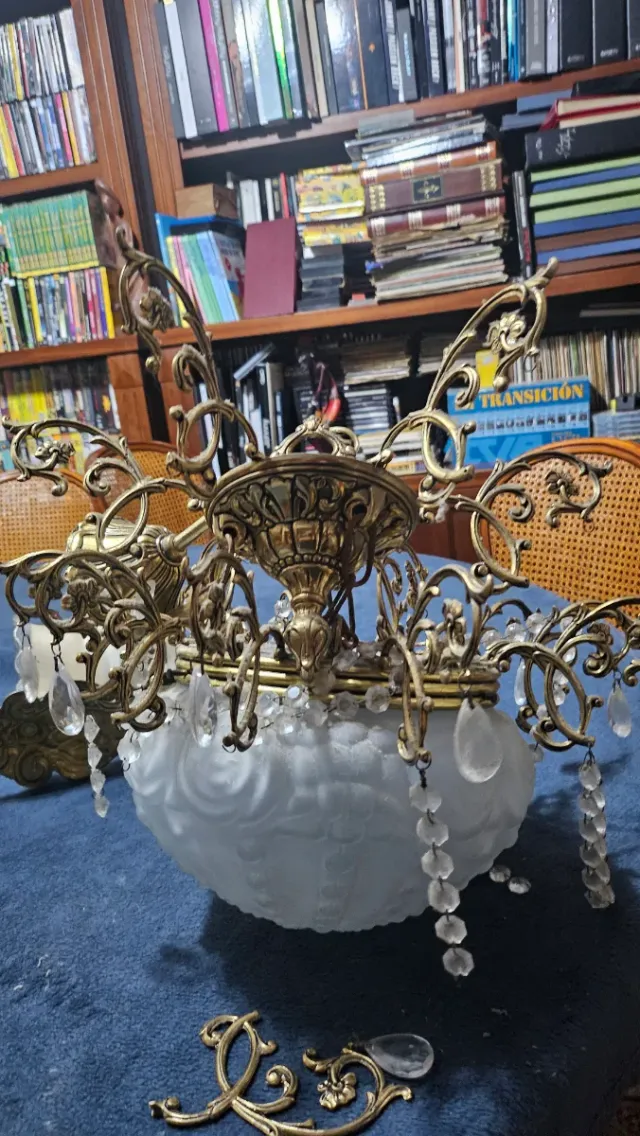 Lámpara de bronce y cristal