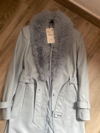 Gabardina Zara azul bebé XS