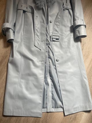 Gabardina Zara azul bebé XS