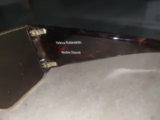 Gafas de sol vintage marrones y doradas