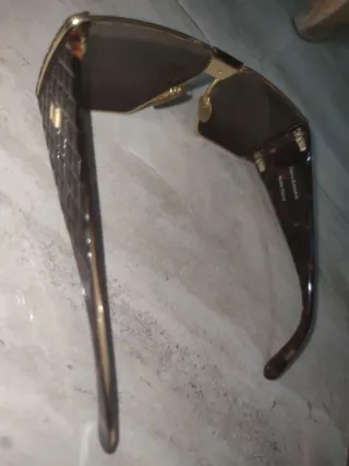 Gafas de sol vintage marrones y doradas