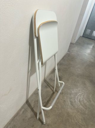 Taburete alto plegable IKEA