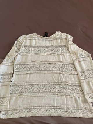 Camiseta encaje H&M talla L crudo