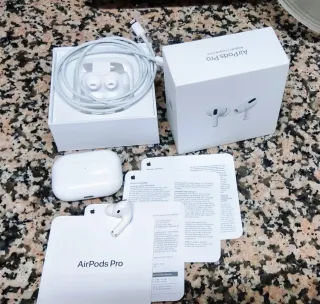 Airpods Pro Auricular Derecho, Estuche y Cable