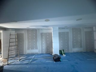 “Presupuesto gratuito”. Pladurista profesional.