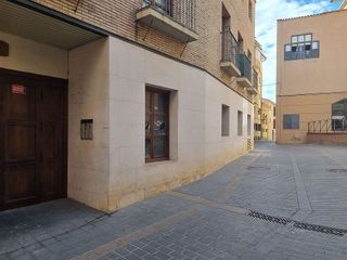 Local comercial en venta en Casco Antiguo en Huesca