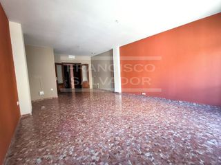 Piso en venta en Lucena