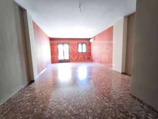 Piso en venta en Lucena