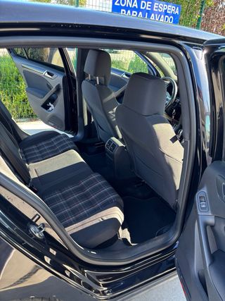 Volkswagen Golf 2010