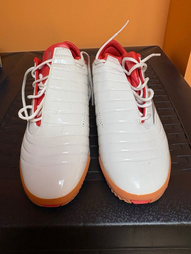 Zapatillas Reebok Blancas y Rojas