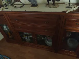 Aparador vitrina madera maciza