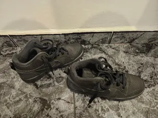 Zapatillas Nike Mid Top Talla 38.5