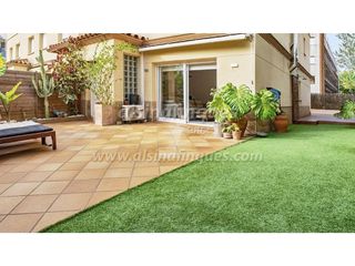 Casa adosada en venta en Puigventós en Lloret de Mar