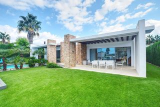 Chalet en alquiler en Cala Vedella - Cala Tarida - Cala Conta en Sant Josep de sa Talaia