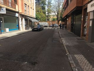 Garaje en alquiler en La Buhaira en Sevilla