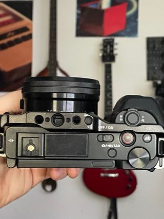 Cámara Sony Alpha ZVE10 + Lente Kit