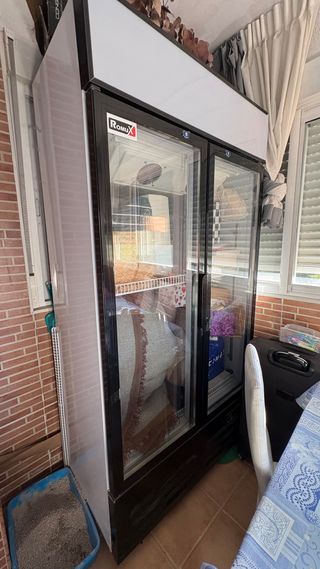 Nevera expositora doble puerta Romux NEGOCIABLE
