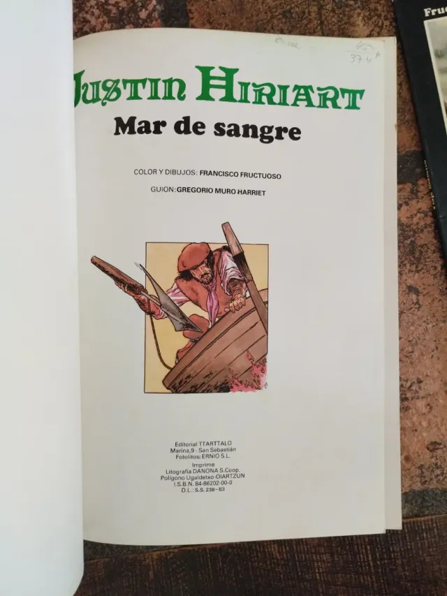 JUSTIN HIRIART NUM. 1 y 2
