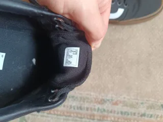 Zapatillas Vans Negras y Marrones