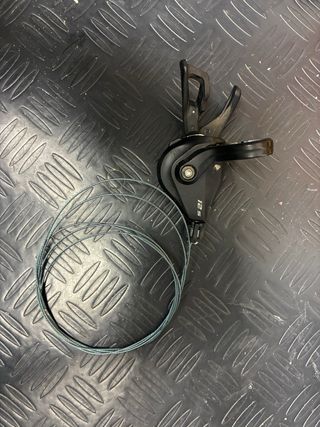 Cambio y Mando Shimano Deore 12v