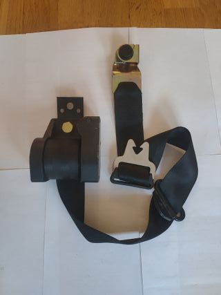 Cinturón de seguridad.
