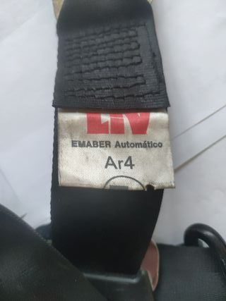 Cinturón de seguridad.