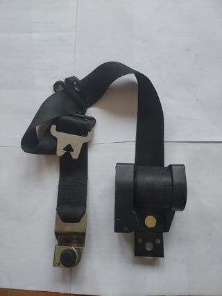 Cinturón de seguridad.