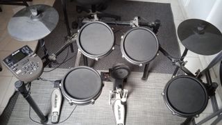 Batería Electrónica Alesis Nitro