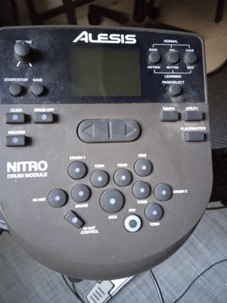 Batería Electrónica Alesis Nitro