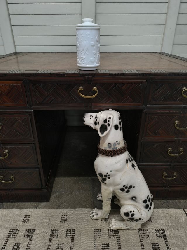 Flacone opalescente con coperchio