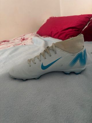 Botas Fútbol Nike Talla 42 Poco Uso