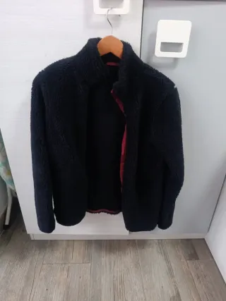 Polar mujer negro y rojo