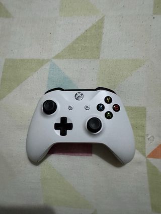 Controller Xbox One bianco come nuovo