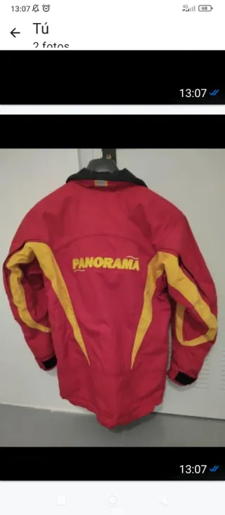 Chaqueta de moto roja y amarilla