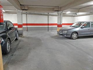 Garaje en venta en Mercado en Alicante