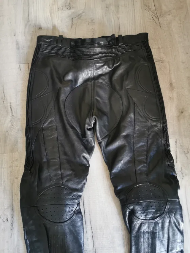 Pantalón de cuero para moto
