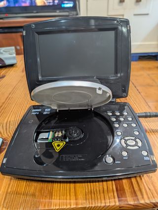 Reproductor DVD Portátil Belson MP3