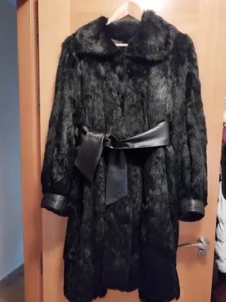 Abrigo de piel negro mujer