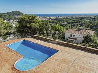 Chalet en venta en Urbanitzacions en Blanes