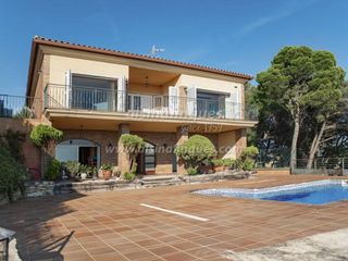 Chalet en venta en Urbanitzacions en Blanes