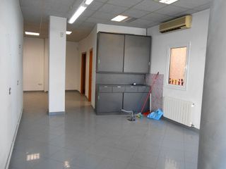 Local comercial en alquiler en Sant Fruitós de Bages