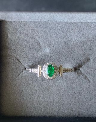 Anillo Plata con Tsavorita Natural